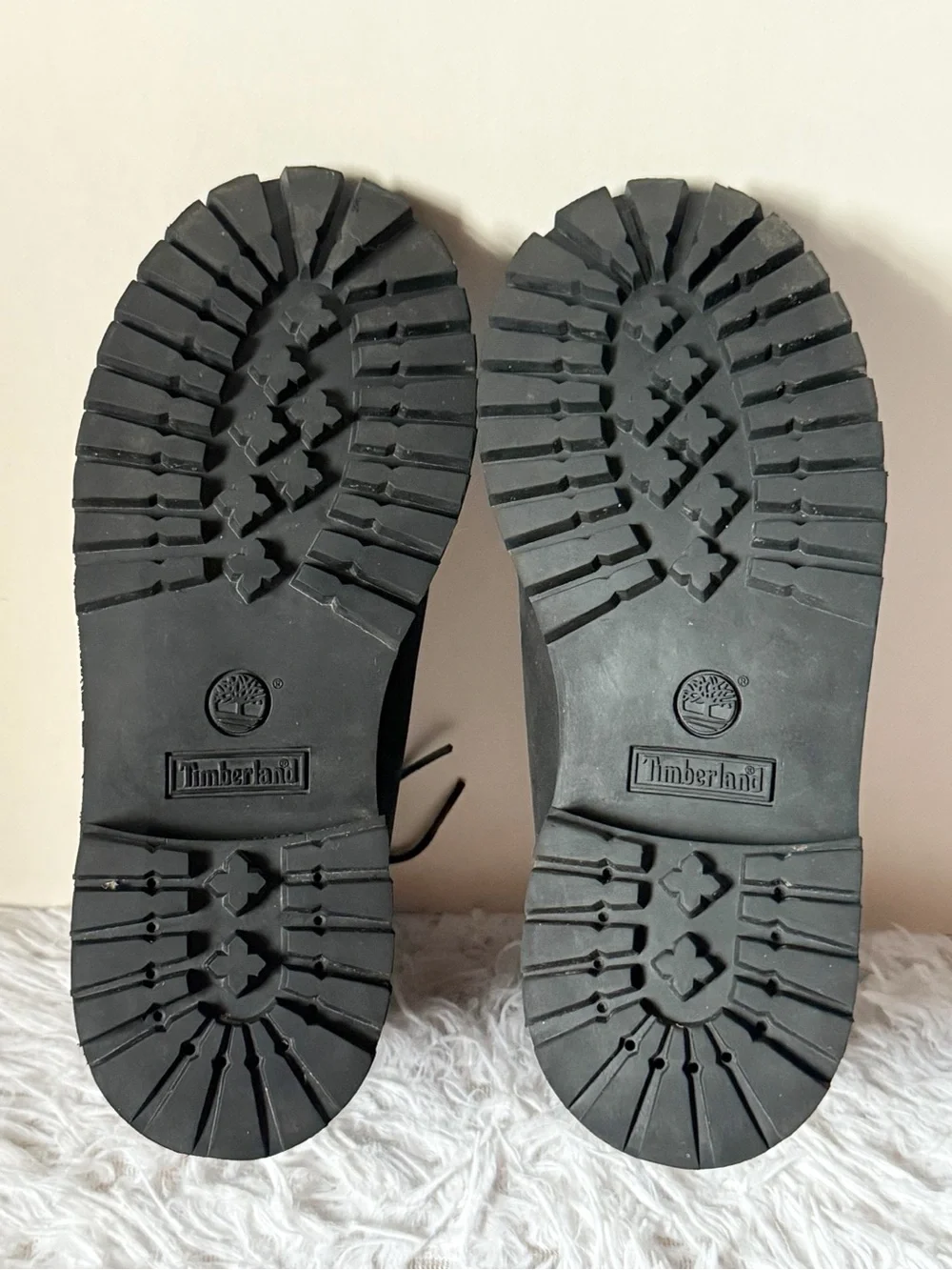 Timberland black stable